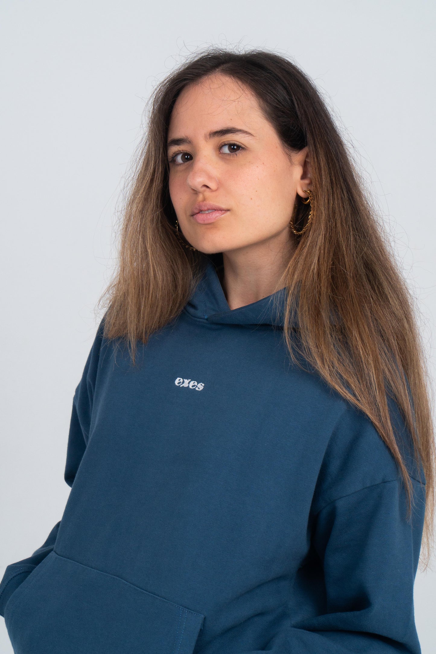 exes_brand_hoodie_sudadera_blue_azul_girl